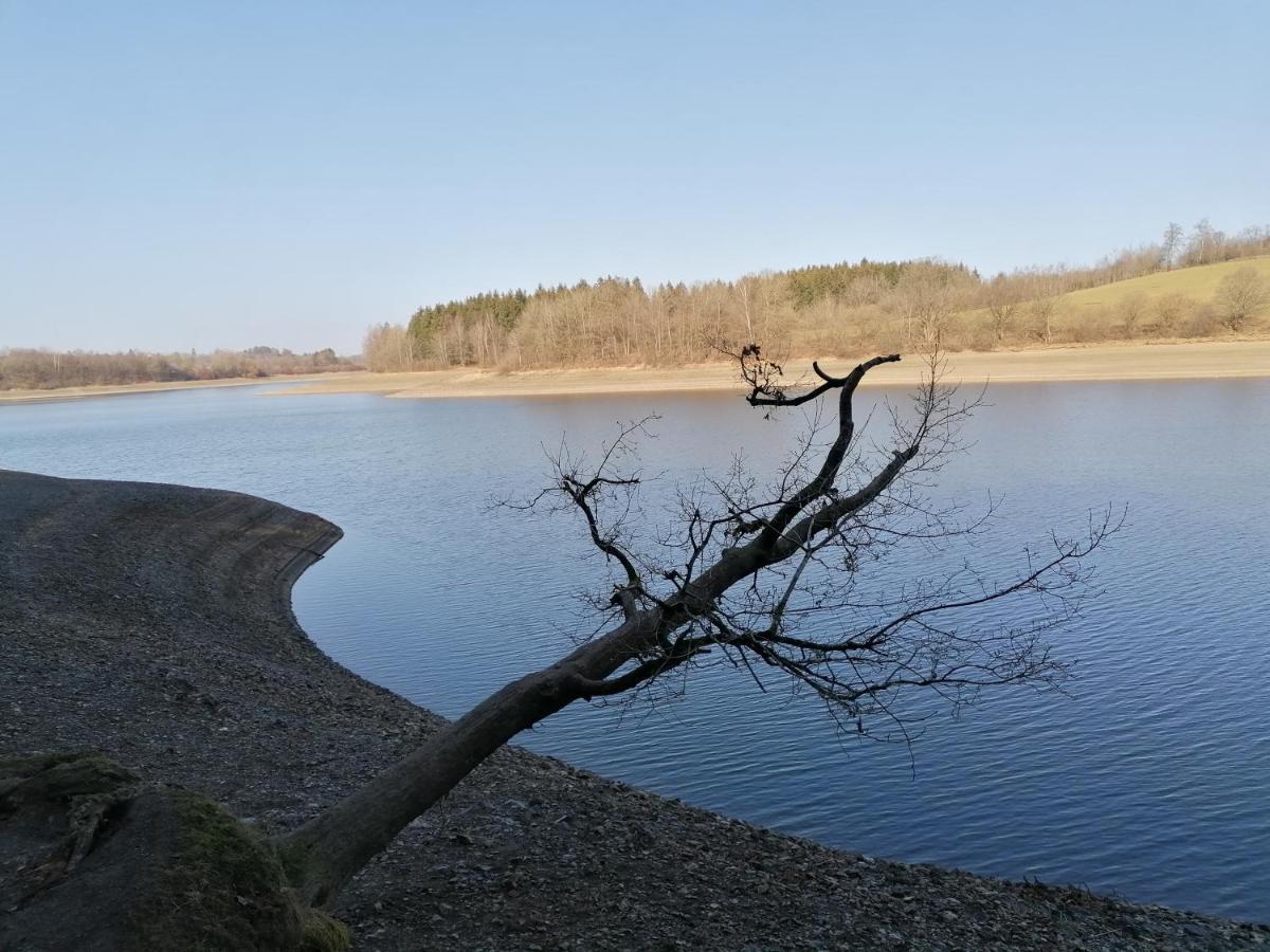 Buetgenbach Ferienhaus Lorea Bagian luar foto