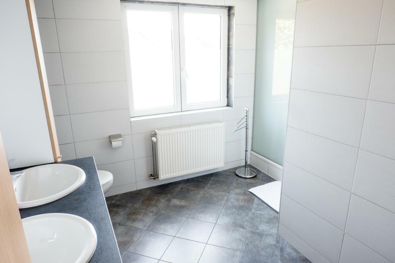 Buetgenbach Ferienhaus Lorea Bagian luar foto